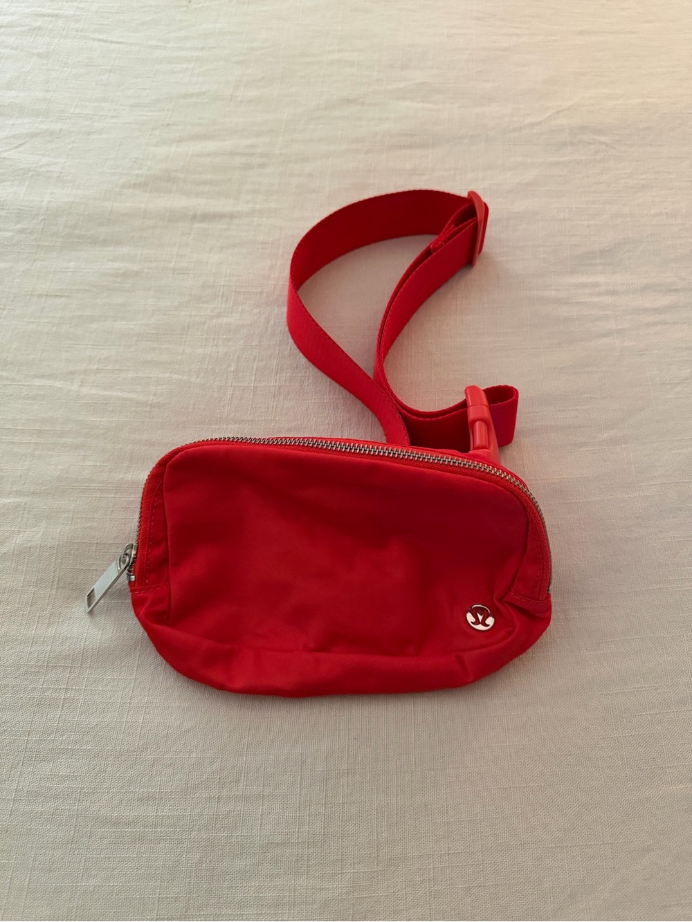 Lululemon Everywhere Belt Bag 1L